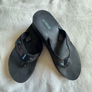 Teva Women's Slip-On Wedge Platform Flip Flop Sandals Black/Teal Floral Sz 8